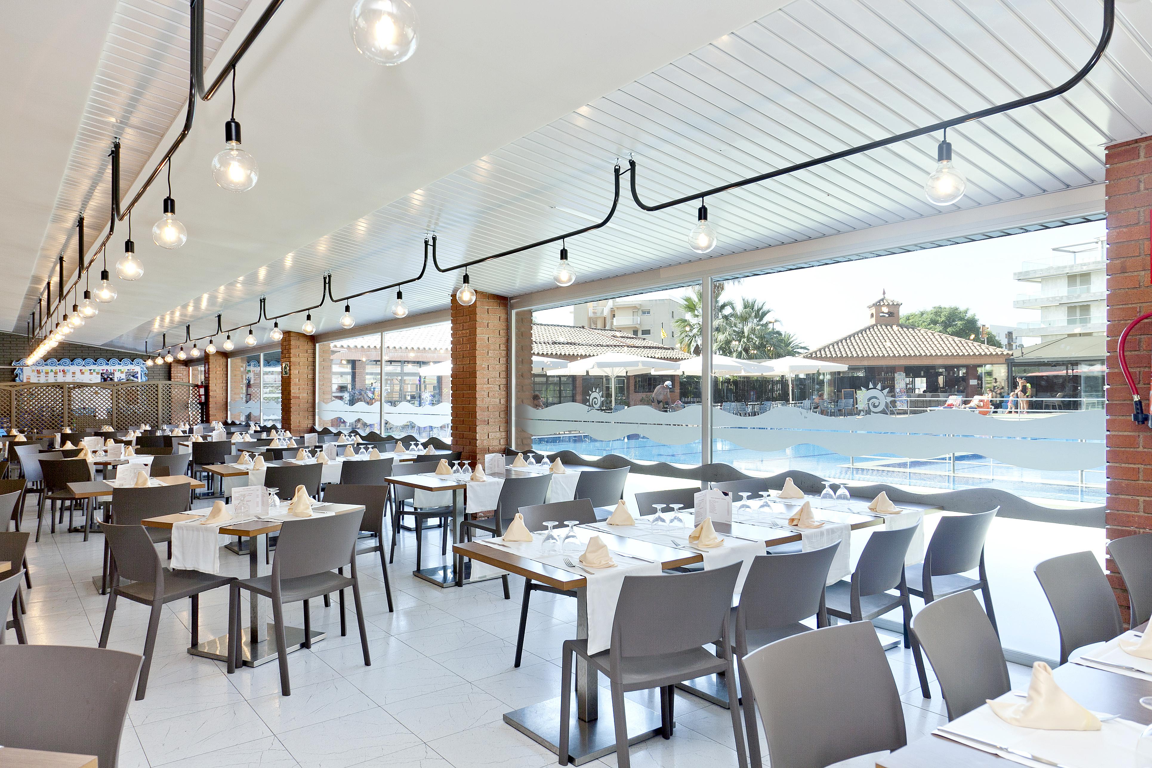 Voramar Cambrils Hotel Exterior photo