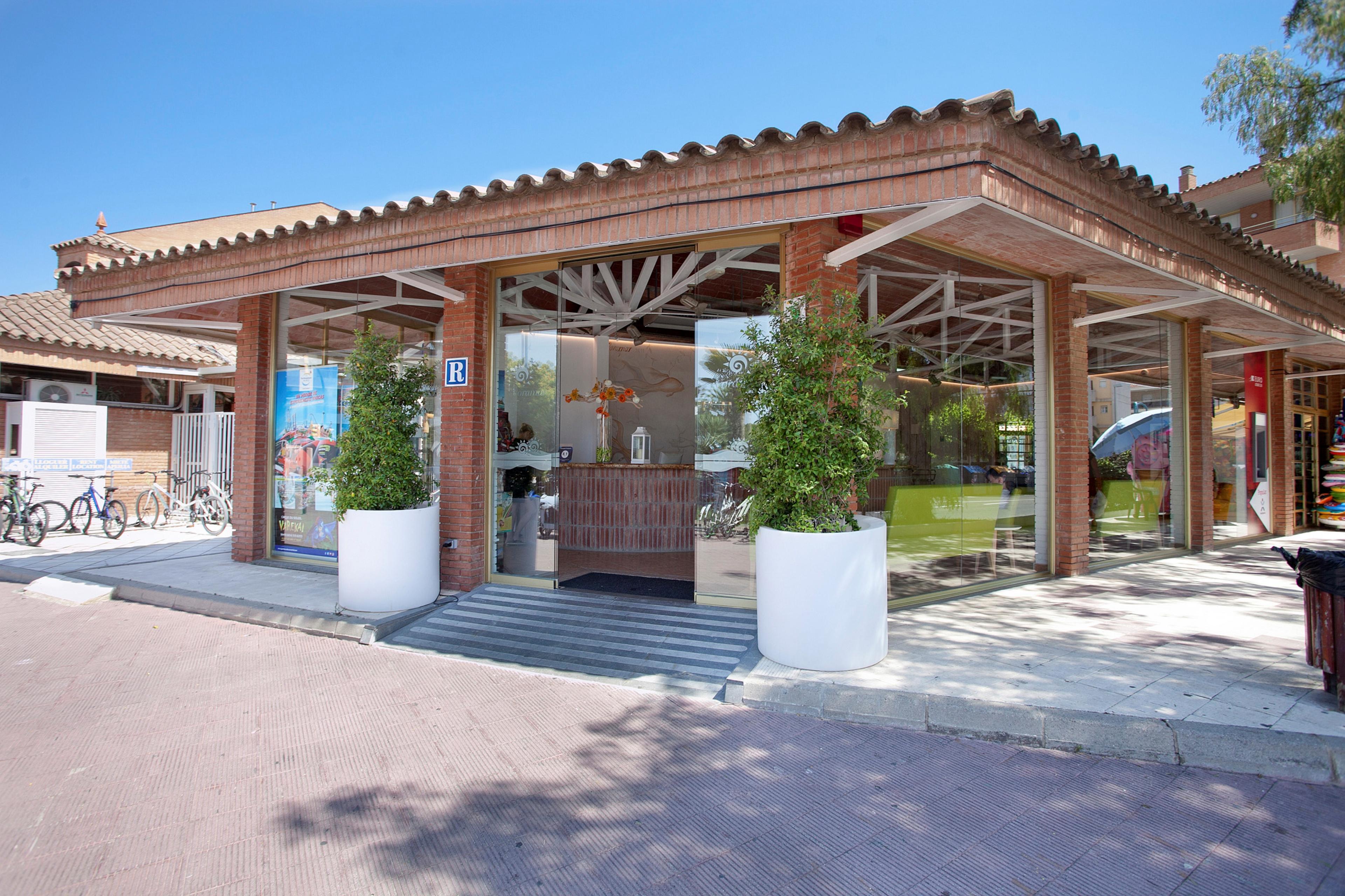 Voramar Cambrils Hotel Exterior photo